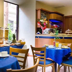 Amadeus Hotel